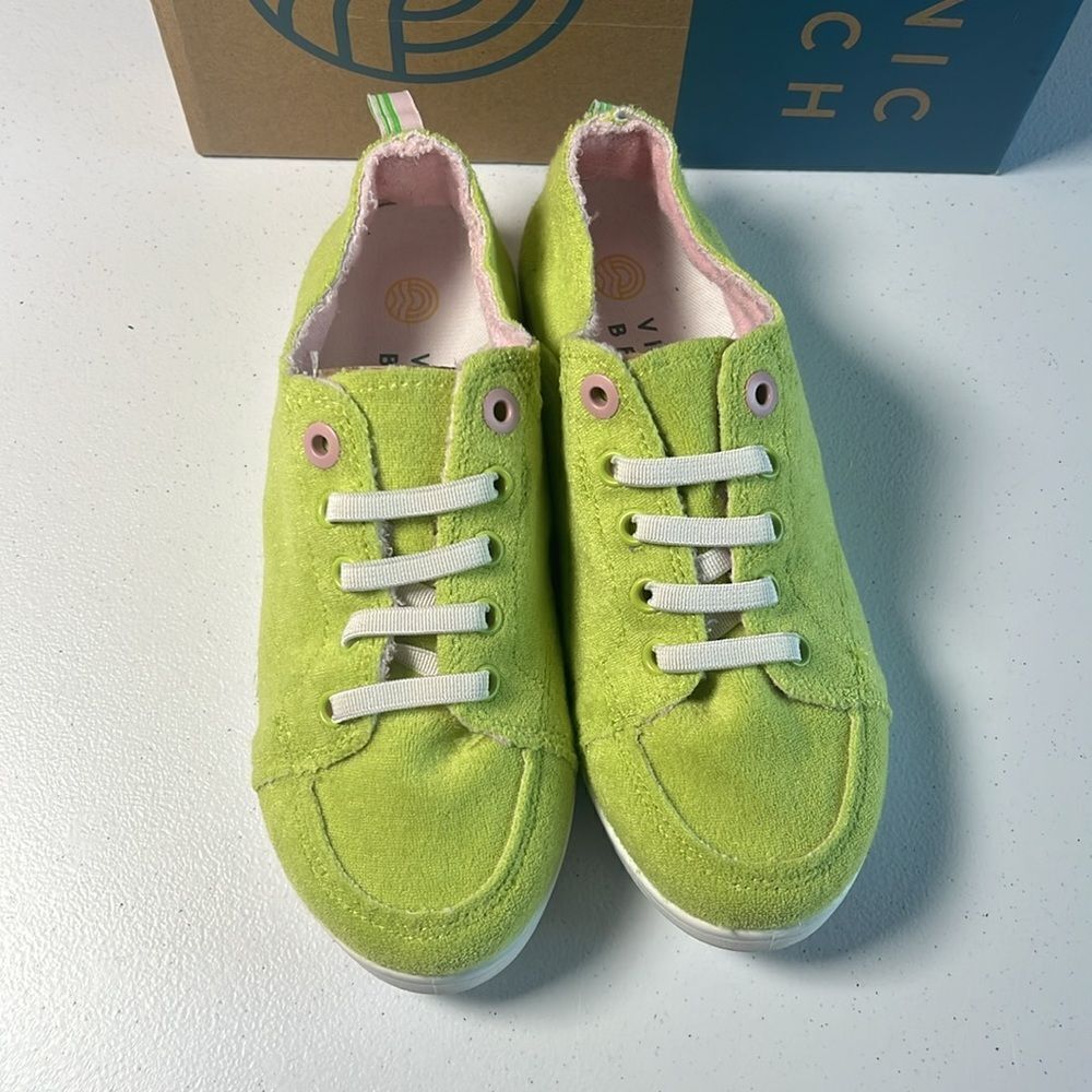 Vionic Pismo Sneaker Shoes - Picture 2 of 8